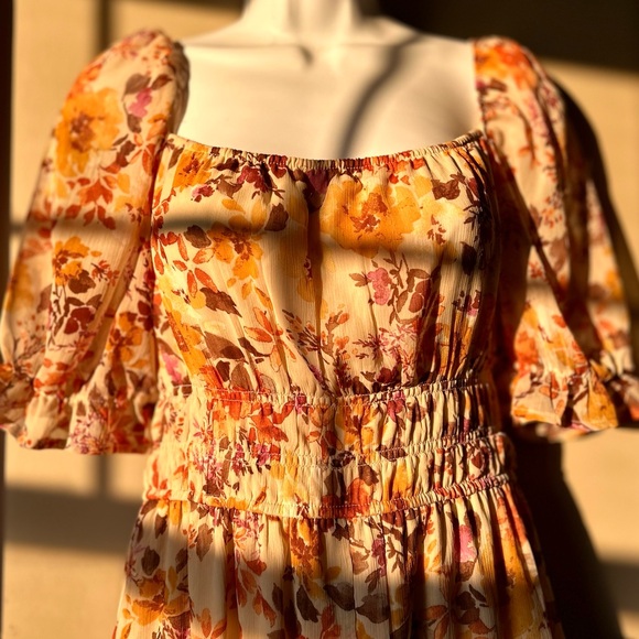 Jun & Ivy Milk Maid Dress - Picture 2 of 7